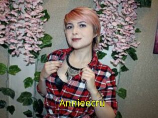 Annieecru