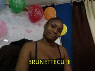 BRUNETTECUTE