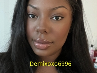 Demixoxo6996