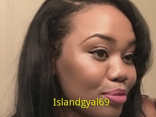 Islandgyal69