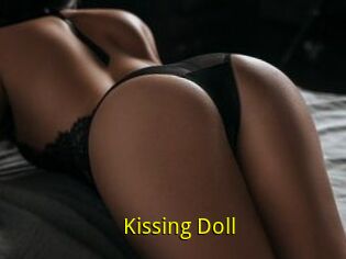 Kissing_Doll