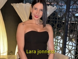 Lara_jonness