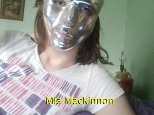 Mia_MacKinnon