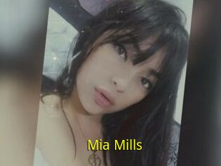 Mia_Mills