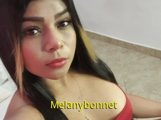 Melanybonnet