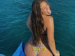 Mia19