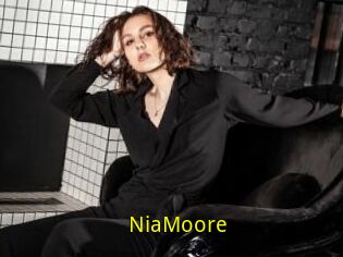 NiaMoore