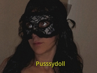 Pusssydoll