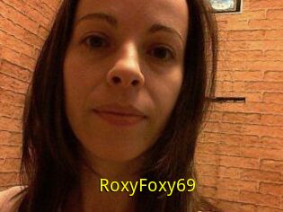 RoxyFoxy_69
