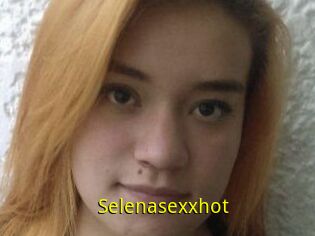 Selenasexxhot