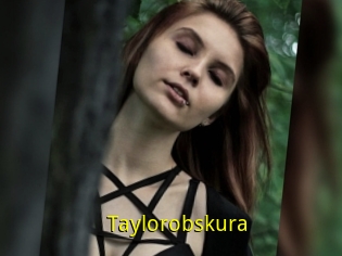 Taylorobskura